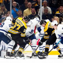 Bruins vs maple leafs